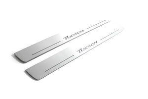 Illuminated LED Door Sill Tread Plates Hyundai Tucson II 2015-2020 With Tucson Logo Hyundai Led Door Sills opdesign