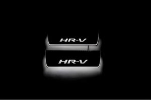 Illuminated LED Door Sill Tread Plates Honda HR-V II 2013-2022 With HR-V Logo Honda Led Door Sills opdesign