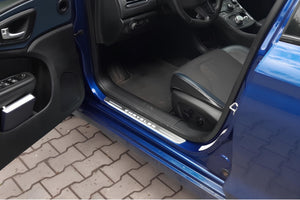 Illuminated LED Door Sill Tread Plates Chrysler 200 II 2015-2017 With Chrysler Logo Chrysler Led Door Sills opdesign