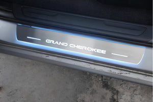 Illuminated LED Door Sill Tread Plates Jeep Grand Cherokee IV 2010-2021 With Grand Cherokee Logo Jeep Led Door Sills opdesign