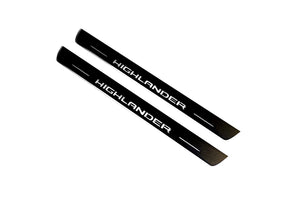 Illuminated LED Door Sill Tread Plates Toyota Highlander IV 2019+ With Highlander Logo Toyota Led Door Sills opdesign