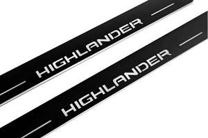 Illuminated LED Door Sill Tread Plates Toyota Highlander IV 2019+ With Highlander Logo Toyota Led Door Sills opdesign