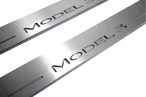 Illuminated LED Door Sill Tread Plates Tesla Model 3 2017+ With Model 3 Logo Tesla Led Door Sills opdesign