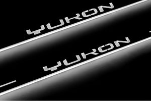 Illuminated LED Door Sill Tread Plates GMC Yukon V 2020+ With Yukon Logo GMC Led Door Sills opdesign