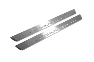 Illuminated LED Door Sill Tread Plates Toyota Highlander IV 2019+ With Highlander Logo Toyota Led Door Sills opdesign