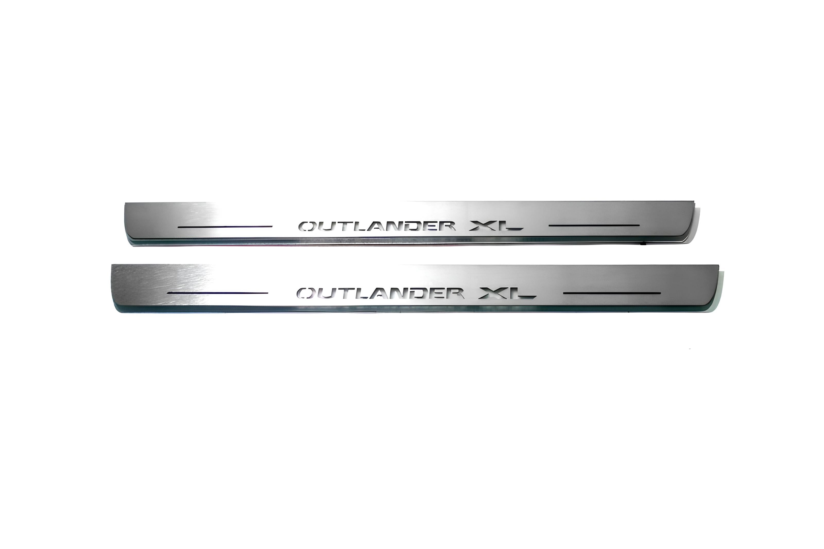 Illuminated LED Door Sill Tread Plates Mitsubishi Outlander II 2007-2012 With Outlander XL Logo Mitsubishi Led Door Sills opdesign