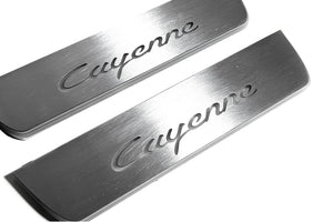 Illuminated LED Door Sill Tread Plates Porsche Cayenne II 2010-2017 With Cayenne Logo Porsche Led Door Sills opdesign