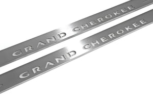 Illuminated LED Door Sill Tread Plates Jeep Grand Cherokee III 2005-2010 With Grand Cherokee Logo Jeep Led Door Sills opdesign