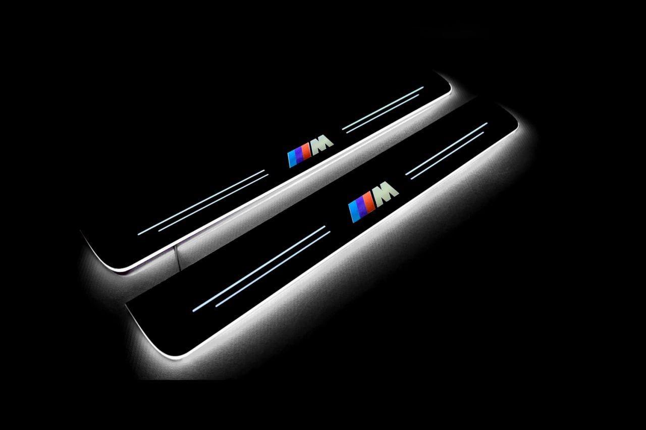 Illuminated LED Door Sill Tread Plates BMW 5 G60 2023+ With M Logo BMW Led Door Sills opdesign
