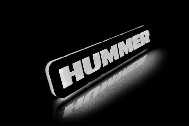 Hummer Hummer LED grille badge with lighting at night