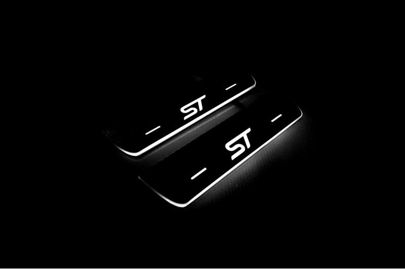 Ford Focus III 2011+ stainless steel LED door sill plates with ST logo