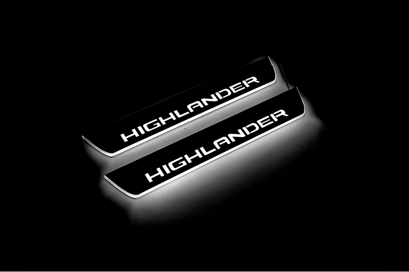 LED door sill plates Toyota Highlander IV XU70 2019+ stainless steel with Highlander logo