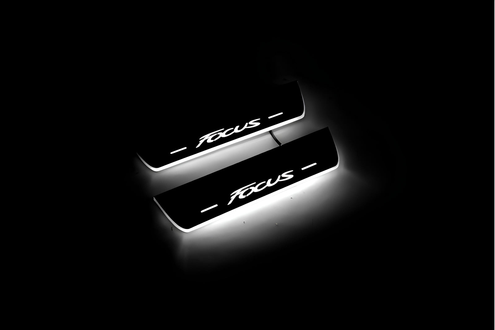 LED door sill plates Ford Focus III 2011+ stainless steel with Focus logo
