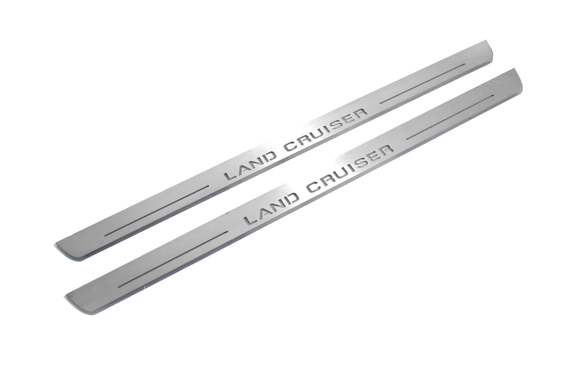 Toyota LC 200 2007+ entry guards in stainless steel with Land Cruiser logo