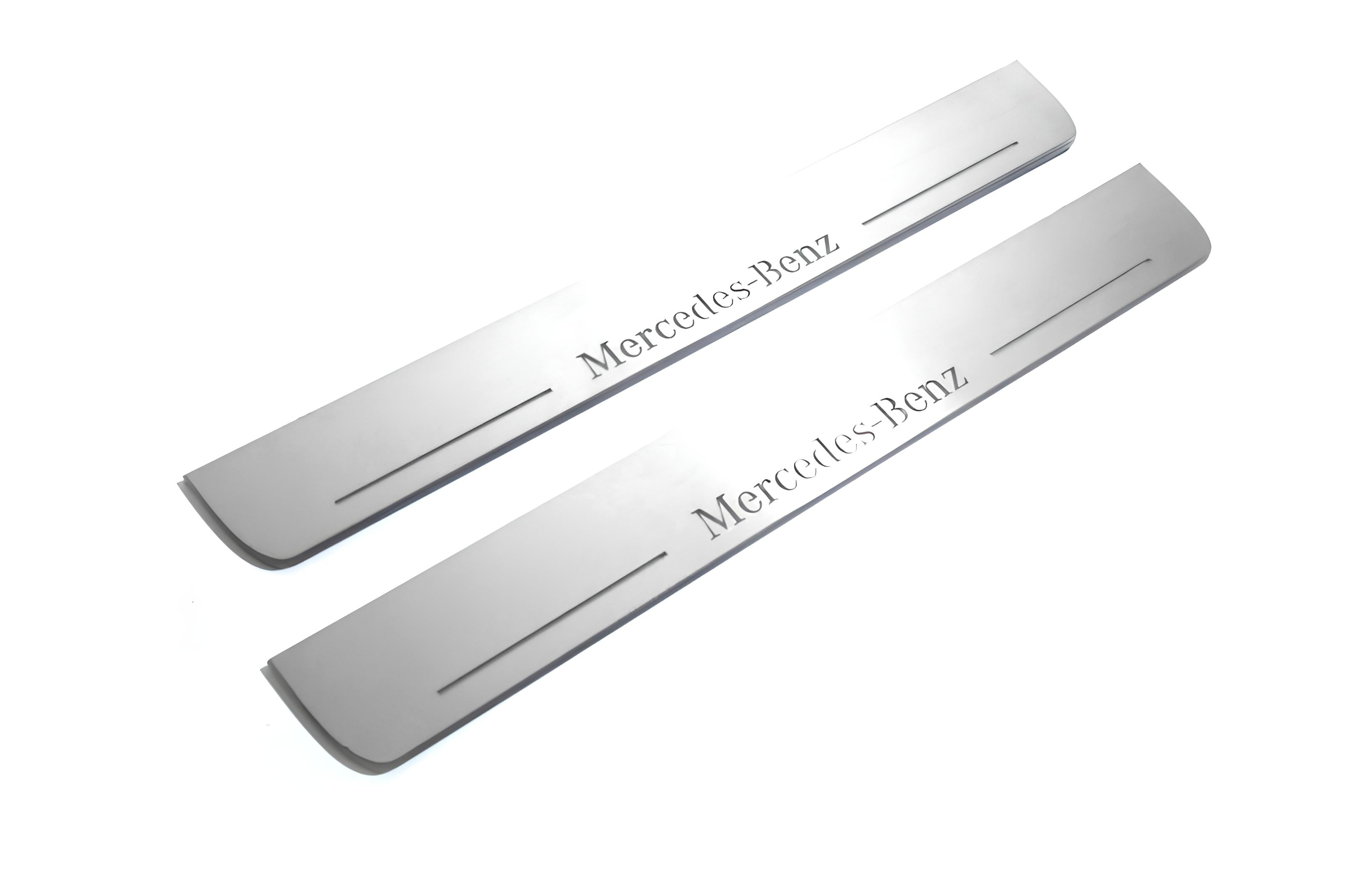 Illuminated LED Door Sill Tread Plates Mercedes GL X164 2006-2012 With Mercedes-Benz Logo Mercedes Led Door Sills opdesign
