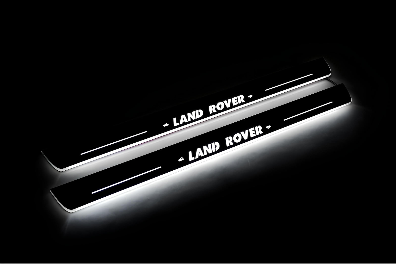 Land Rover Discovery III 2004+ stainless steel LED door sill plates with Land Rover logo