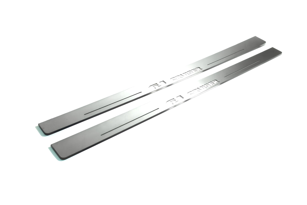 Toyota FJ Cruiser J15 2006+ LED door sill plates with FJ Cruiser logo