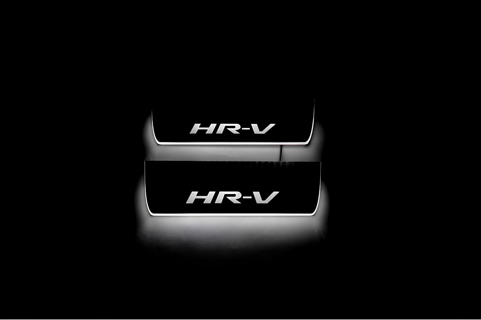 Honda HR-V II 2013+ entry guards in stainless steel with HR-V logo
