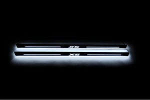 Illuminated LED Door Sill Tread Plates BMW X5 E53 1999-2006 With X5 Logo BMW Led Door Sills decoinfabric