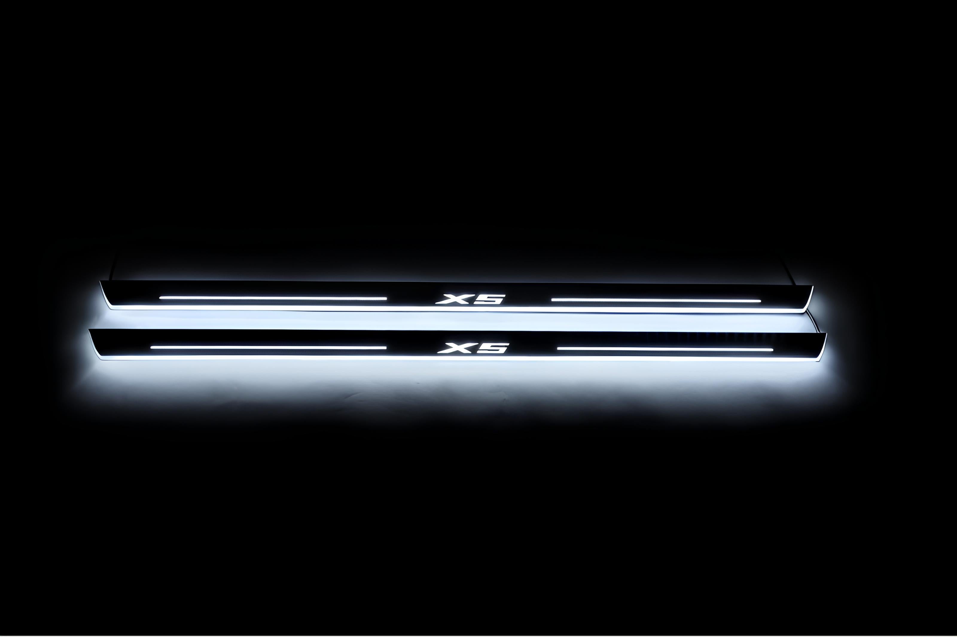 Illuminated LED Door Sill Tread Plates BMW X5 E53 1999-2006 With X5 Logo BMW Led Door Sills decoinfabric