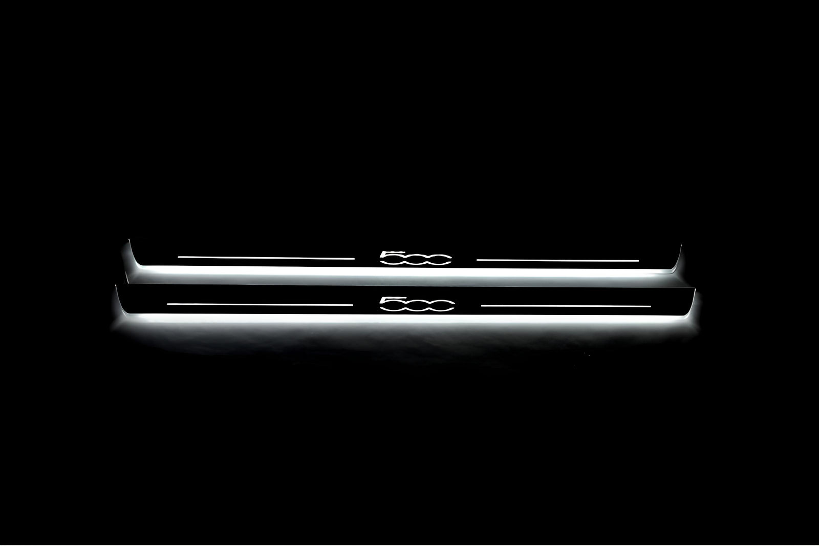 Fiat 500 2007+ stainless steel LED door sill plates with 500 logo