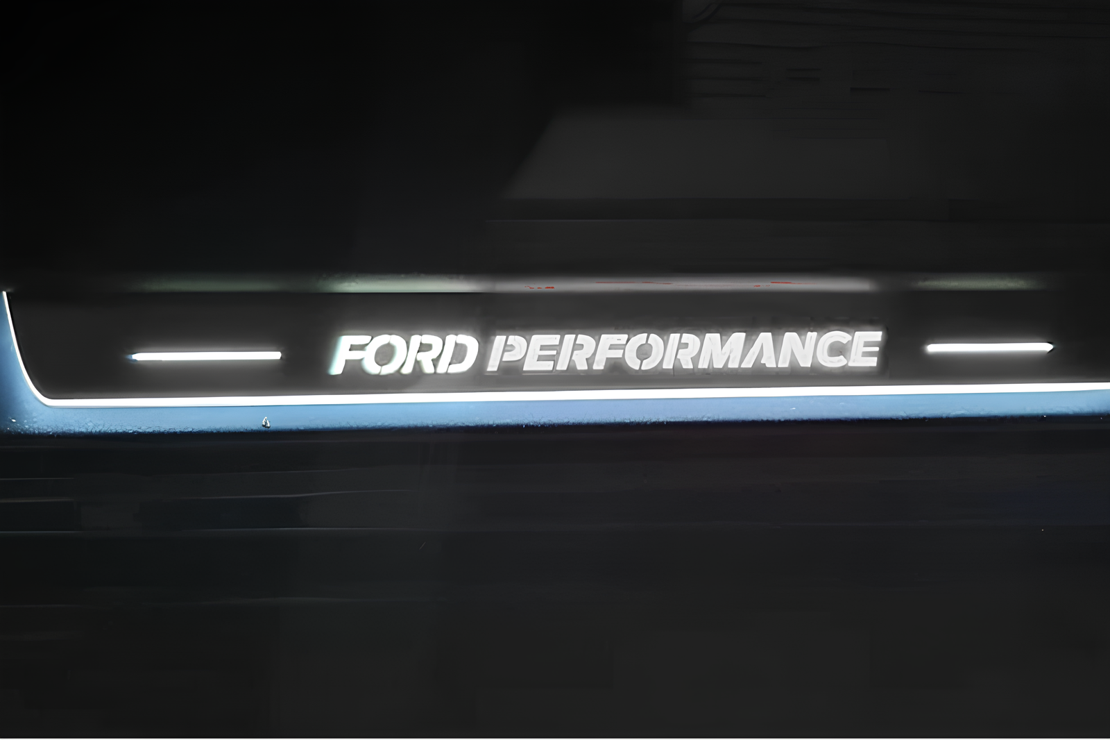 Ford Focus III 2011+ LED door sill plates with Ford Perfomance logo