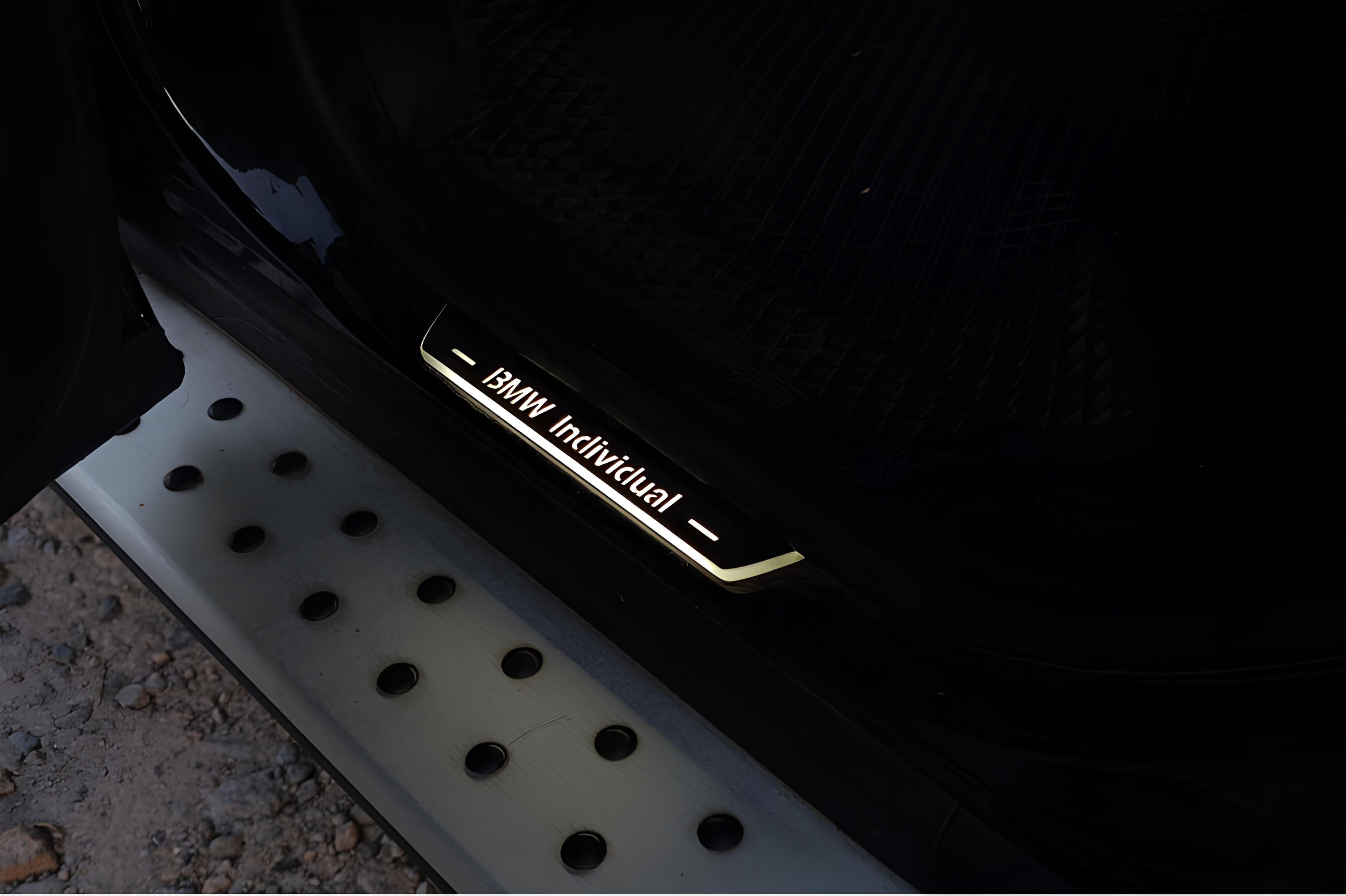 Illuminated LED Door Sill Tread Plates BMW X5 E53 1999-2006 With BMW Individual Logo BMW Led Door Sills opdesign