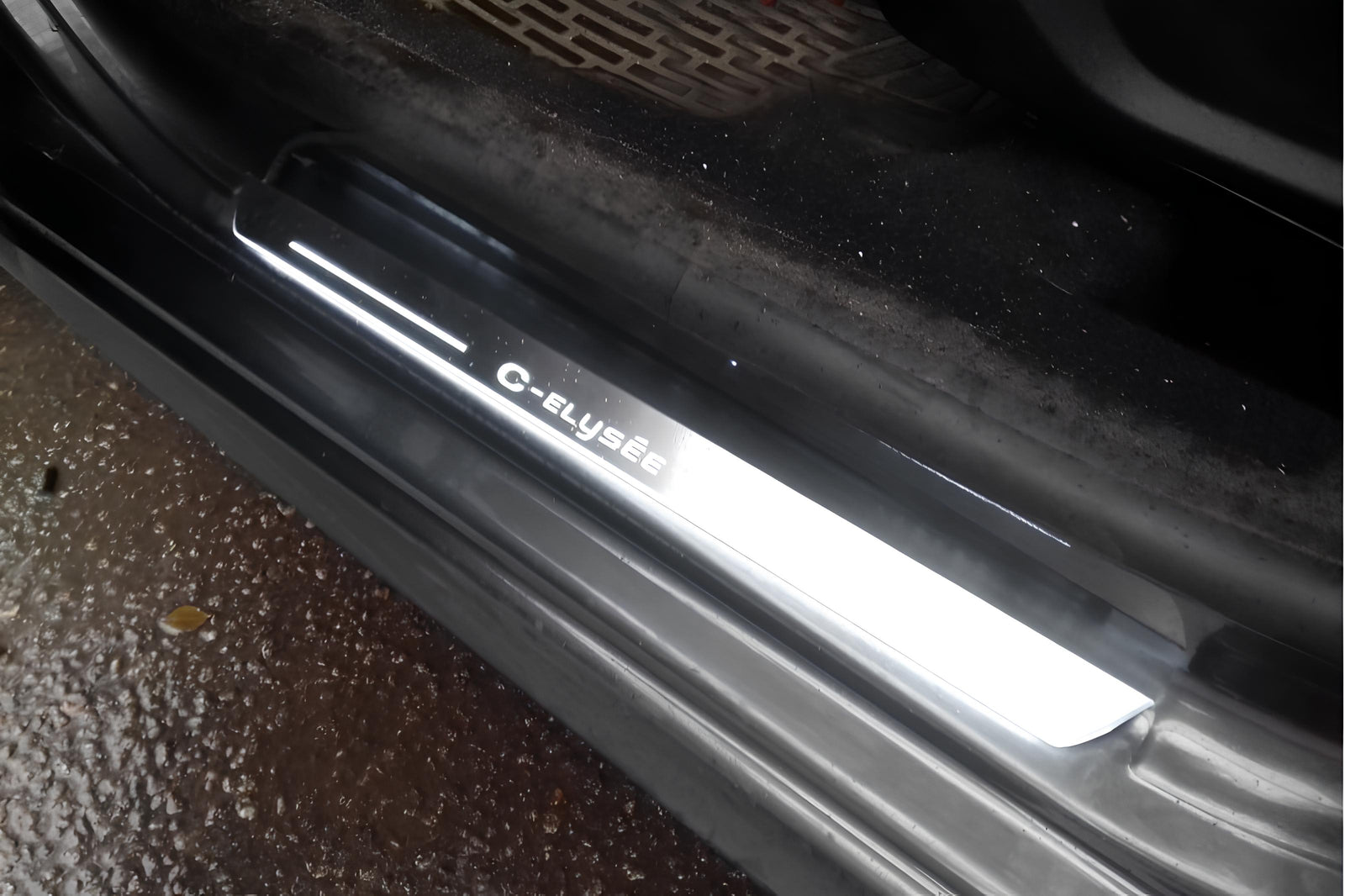 Citroen C-Elysee 2012+ stainless steel illuminated entry guards with C-Elysee logo