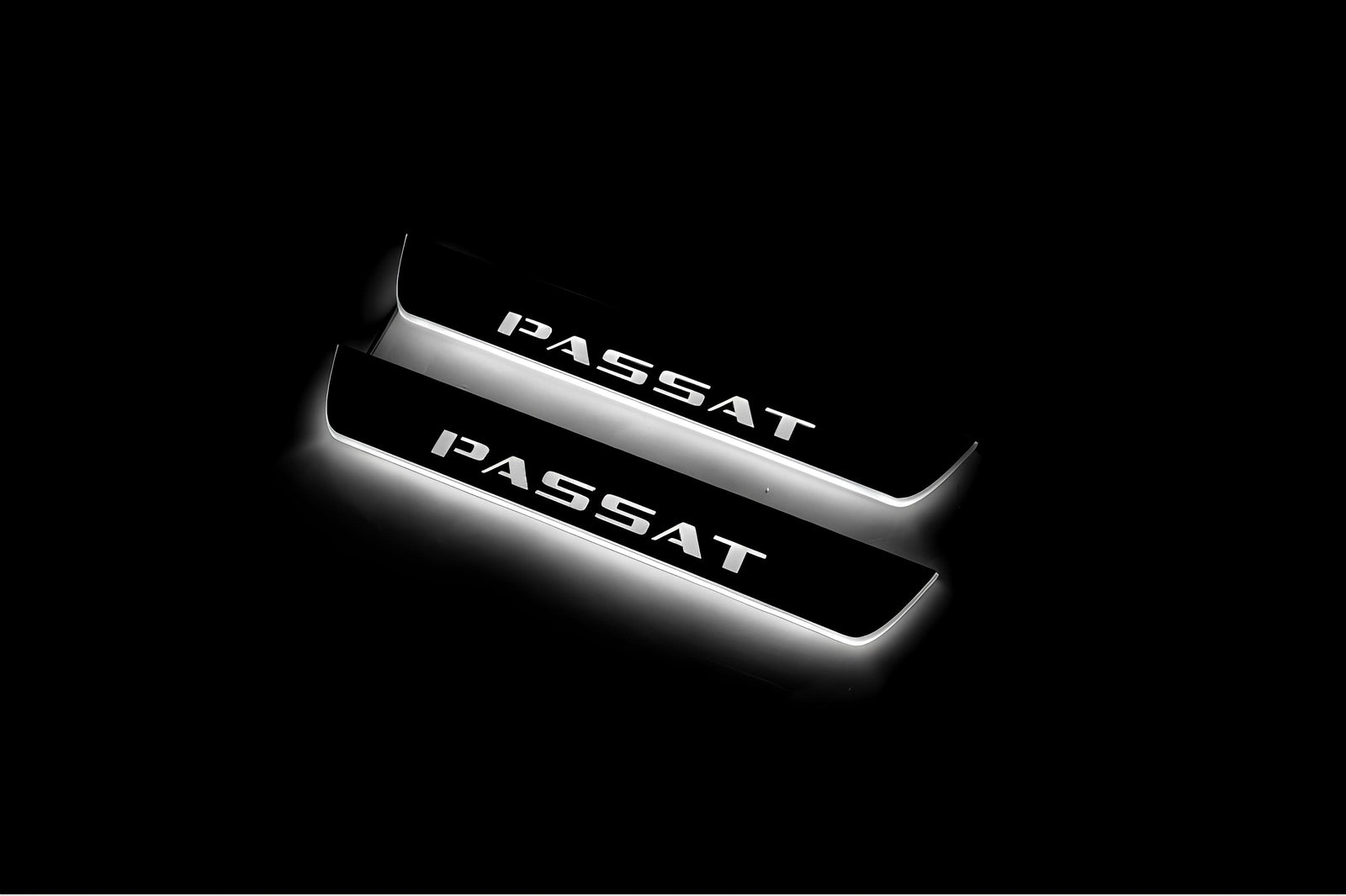Volkswagen Passat B6 2005+ stainless steel LED door sill plates with Passat logo