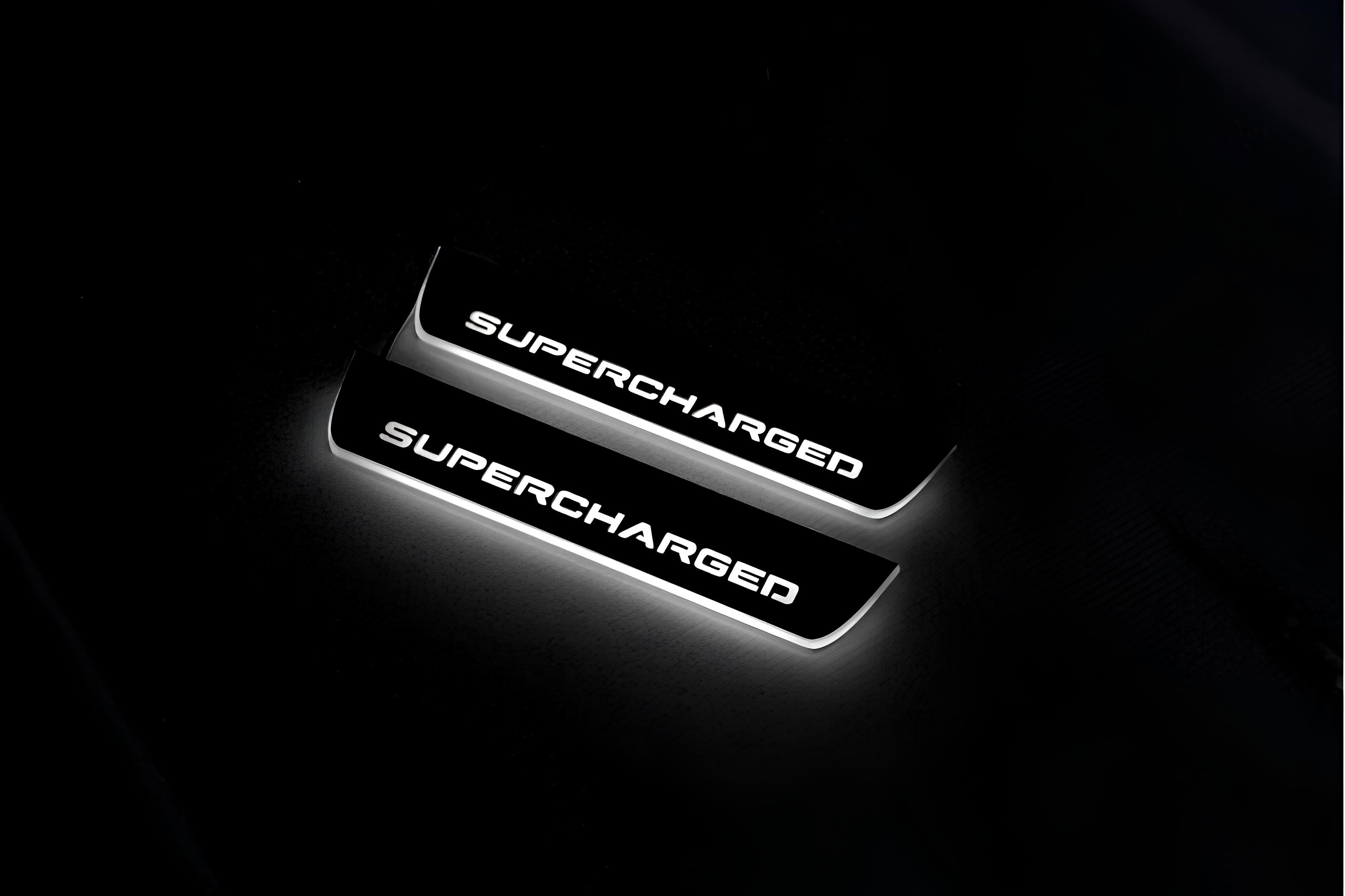 Illuminated LED Door Sill Tread Plates Range Rover III 2002-2012 With Supercharged Logo Range Rover Led Door Sills opdesign