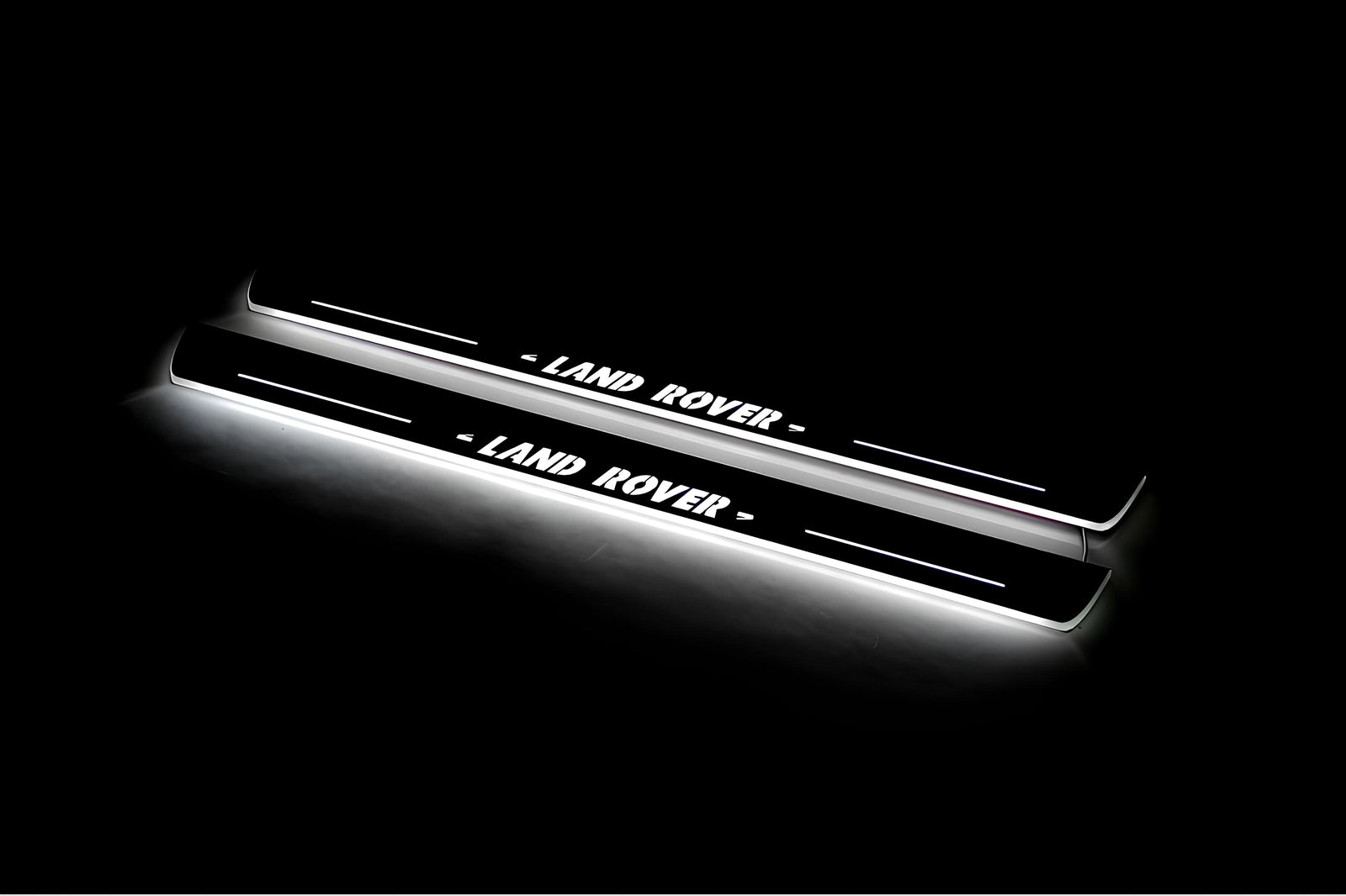 Land Rover Discovery III 2004+ LED door sill plates with Land Rover logo