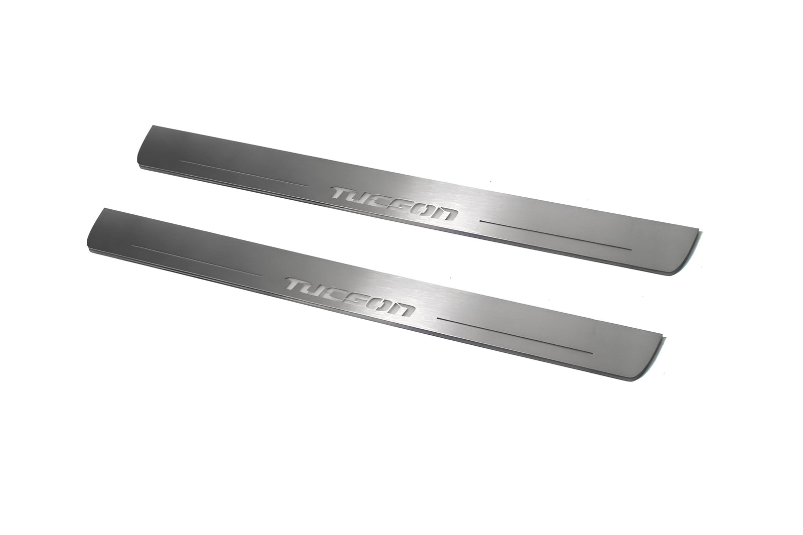 Hyundai Tucson I 2004+ entry guards in stainless steel with Tucson logo