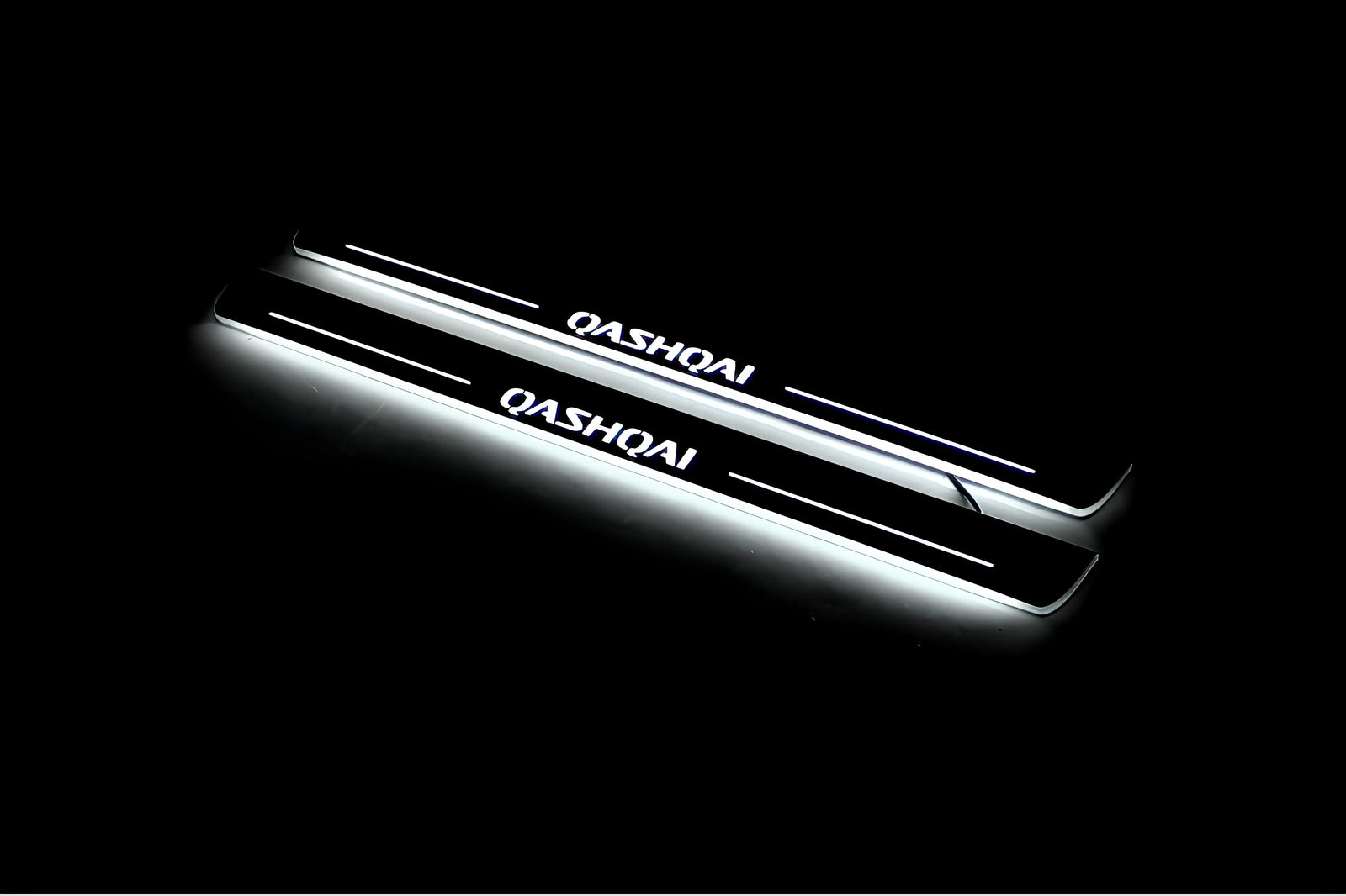 LED door sill plates Nissan Qashqai I J10 2007+ in stainless steel with Qashqai logo