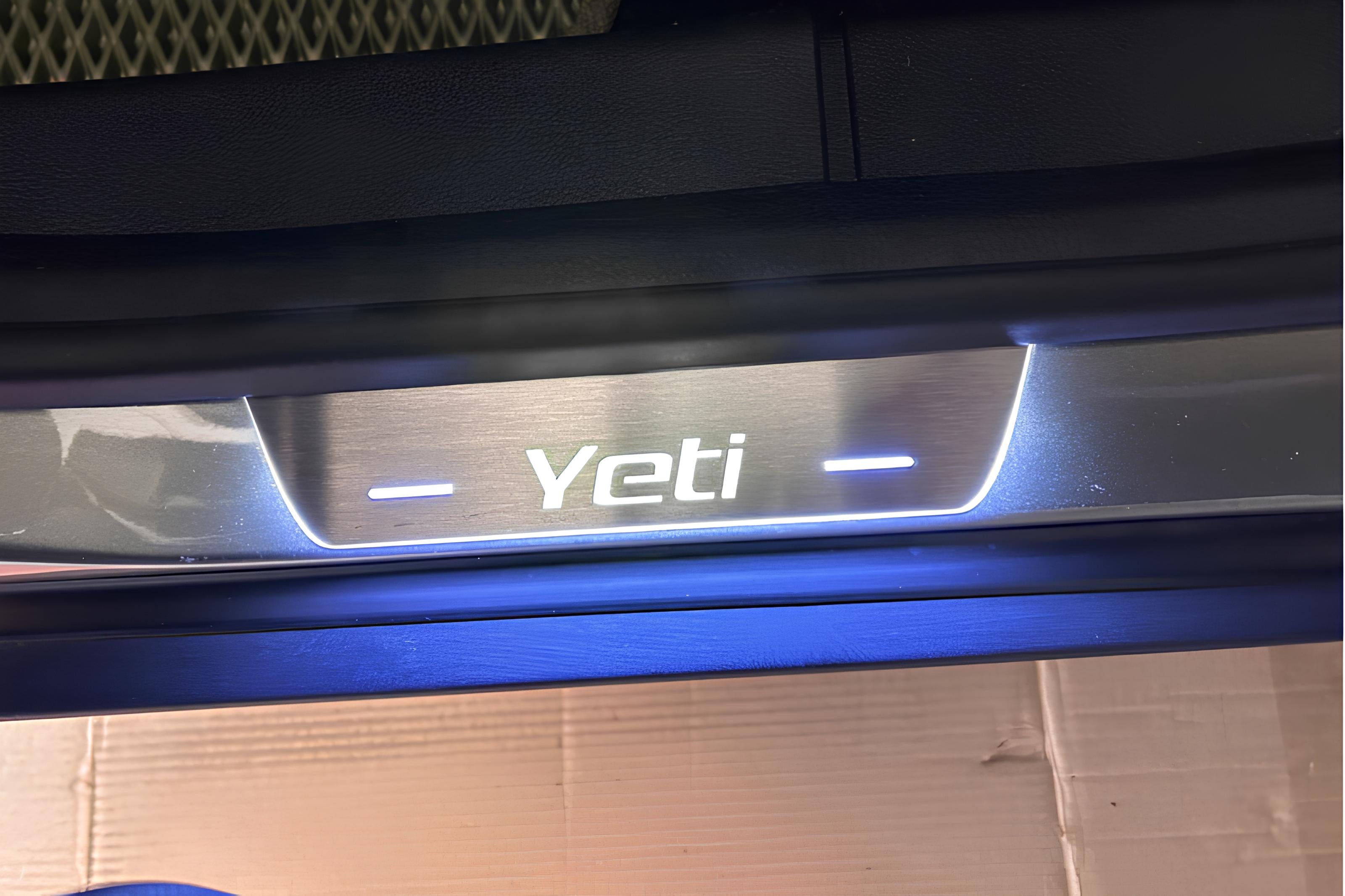 Illuminated LED Door Sill Tread Plates Skoda Yeti 2009-2017 With Yeti Logo Skoda Led Door Sills opdesign