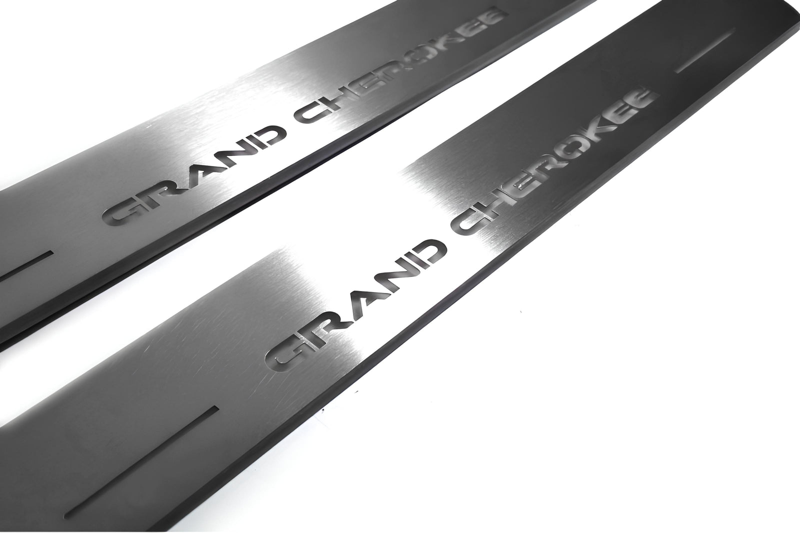 Jeep Grand Cherokee IV WK2 2010+ door sill plates in stainless steel with Grand Cherokee logo