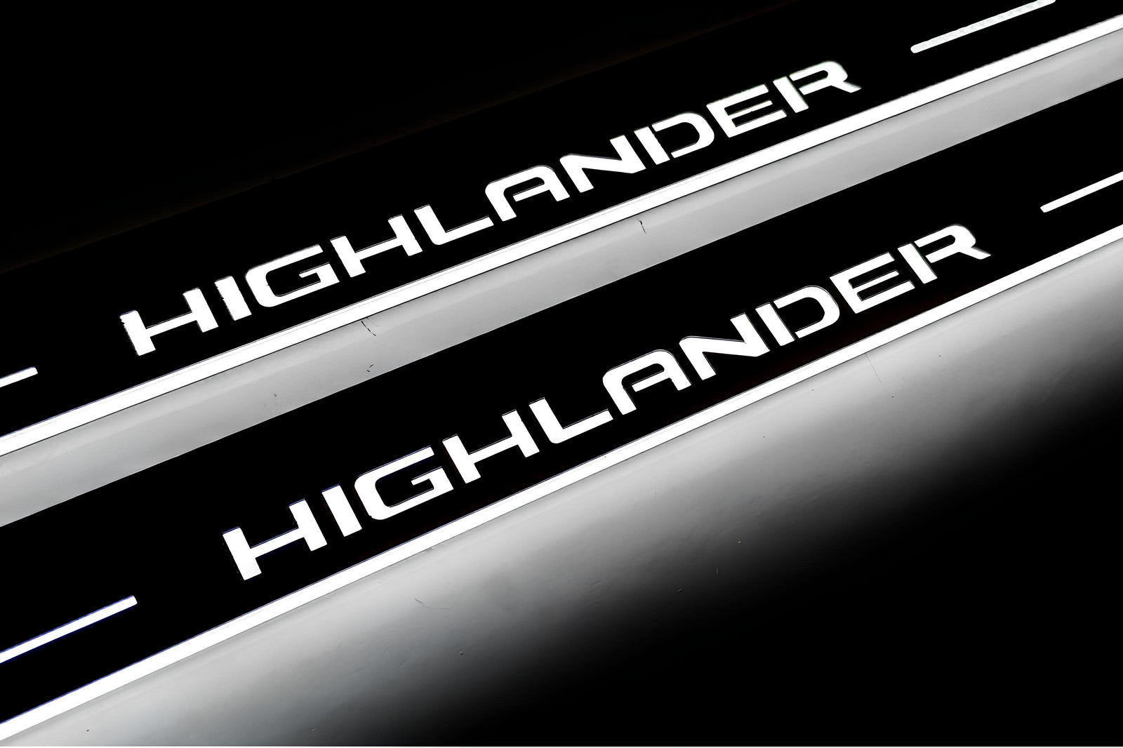 LED door sill plates Toyota Highlander IV XU70 2019+ in stainless steel with Highlander logo