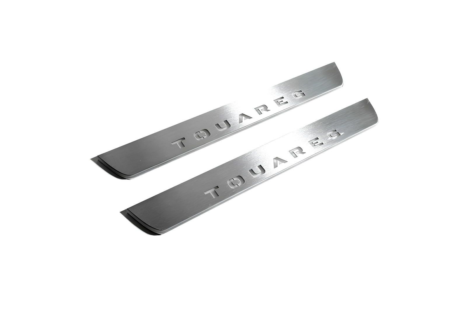 Volkswagen Touareg III 2018+ entry guards in stainless steel with Touareg logo