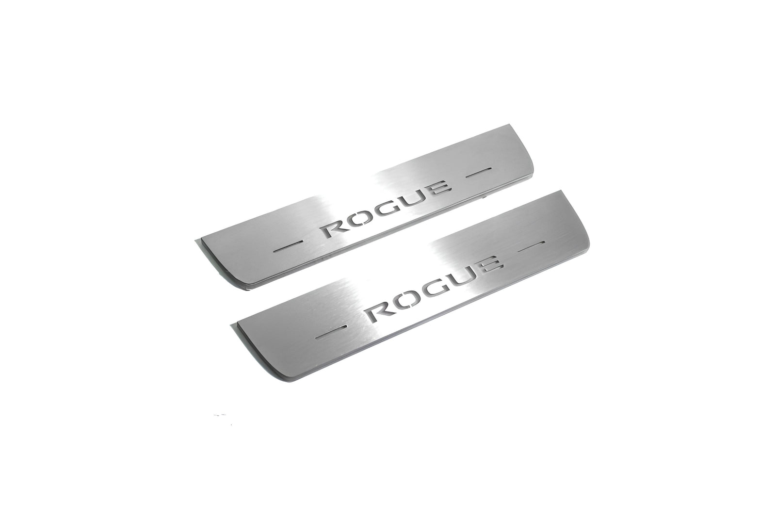 LED door sill plates Nissan Rogue II T32 2014+ in stainless steel with Rogue logo