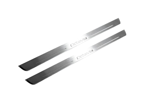 Škoda Octavia Combi 1Z5 2004–2013 — Stainless Steel LED Door Sills — Octavia Logo