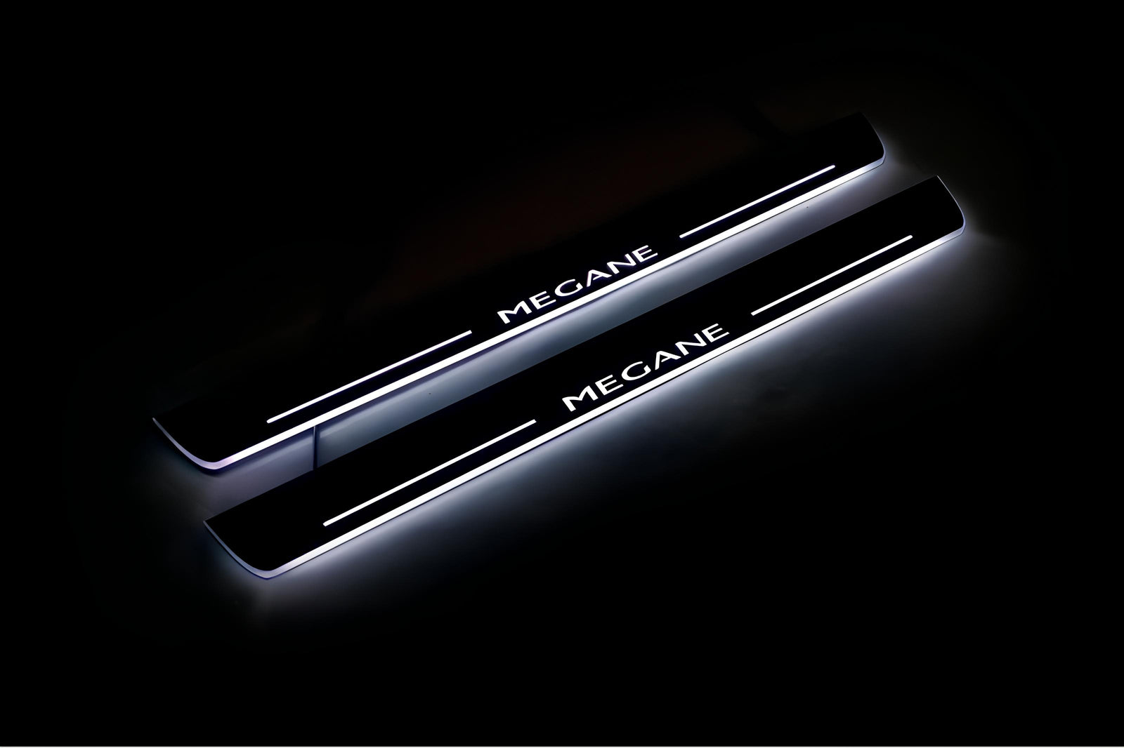 Renault Megane III 2009+ illuminated entry guards in stainless steel with Megane logo