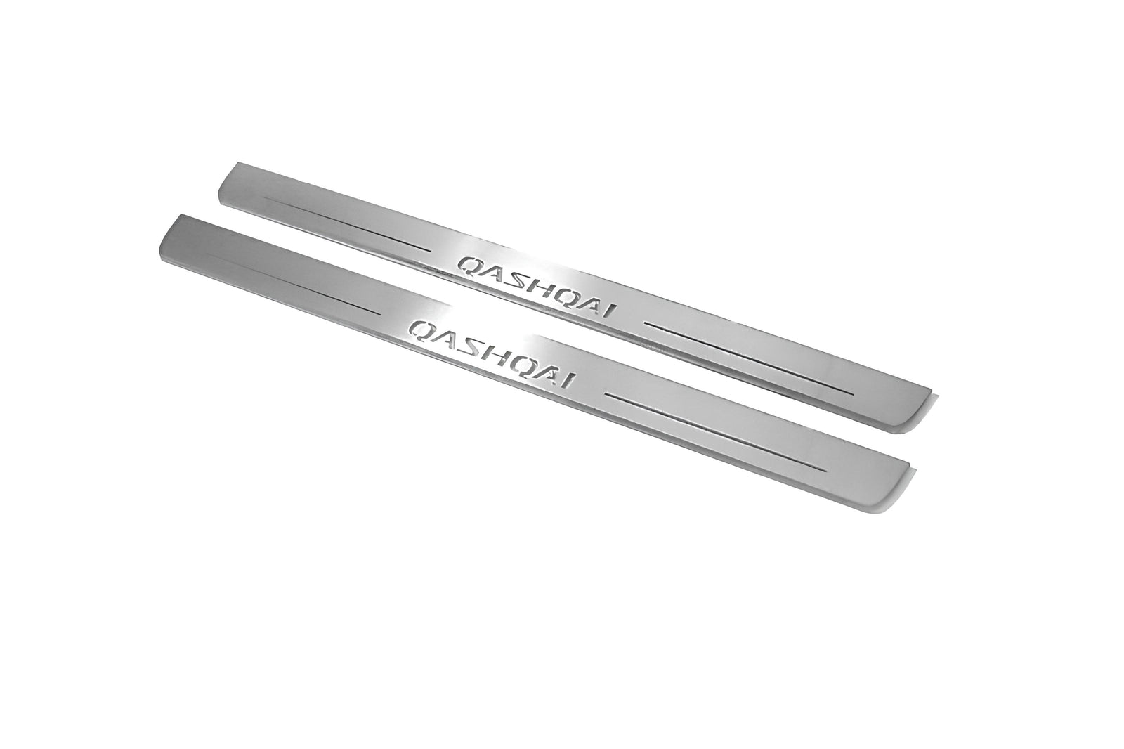 Nissan Qashqai I J10 2007+ LED door sill plates in stainless steel with Qashqai logo