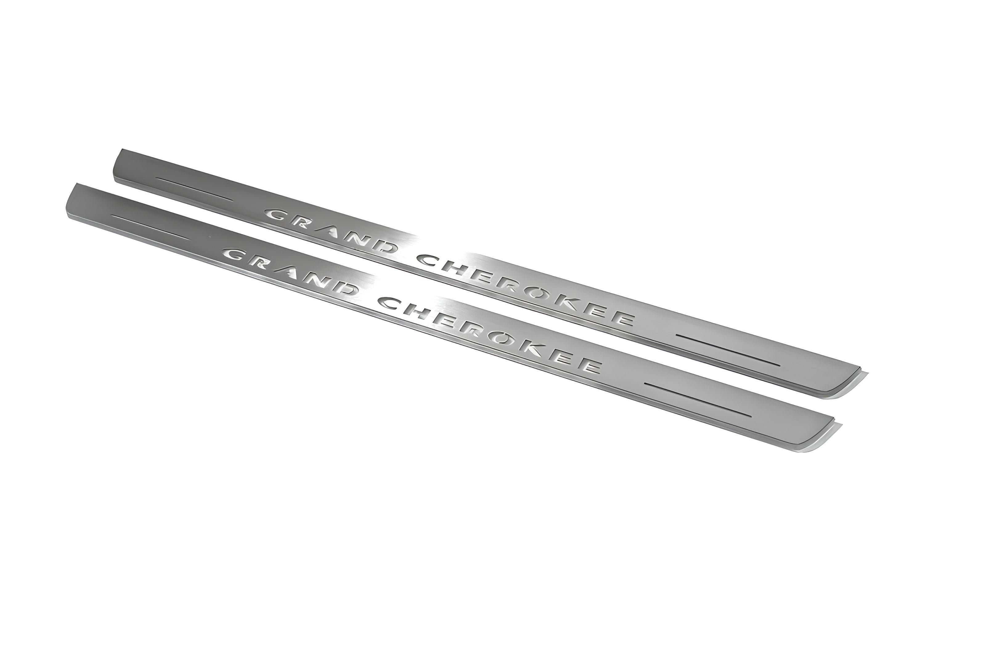 Illuminated LED Door Sill Tread Plates Jeep Grand Cherokee III 2005-2010 With Grand Cherokee Logo Jeep Led Door Sills opdesign