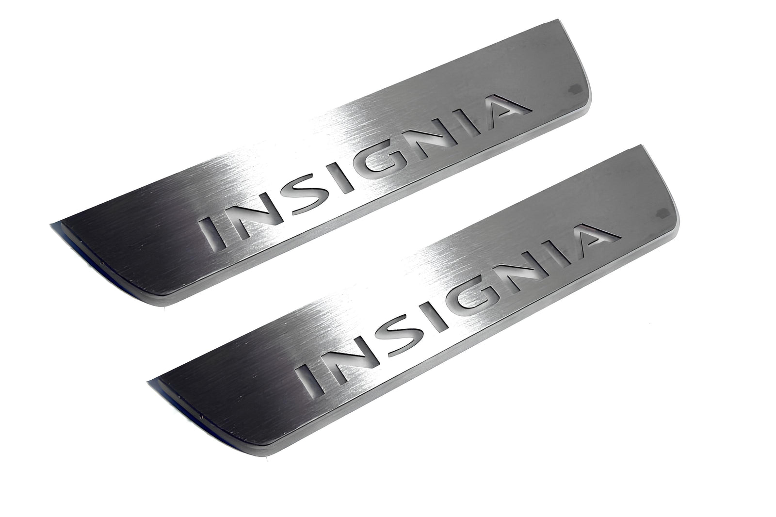 Vauxhall Insignia I 2008+ door sill plates in stainless steel with Insignia logo