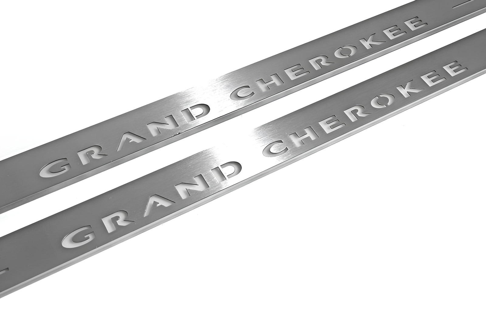 Jeep Grand Cherokee III WK2 2005+ stainless steel illuminated entry guards with Grand Cherokee logo