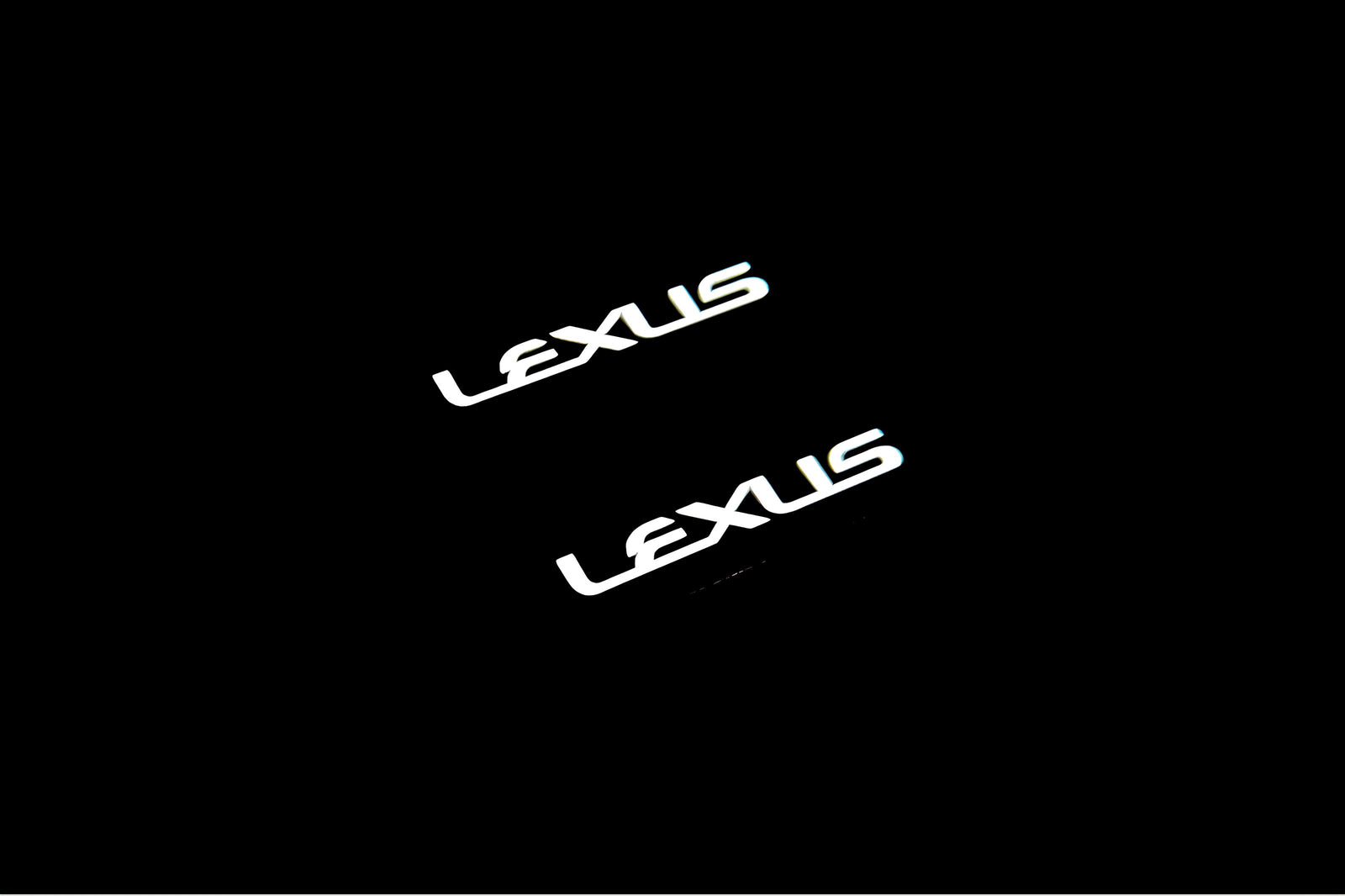 Lexus GX I 2002+ entry guards in stainless steel with Lexus logo