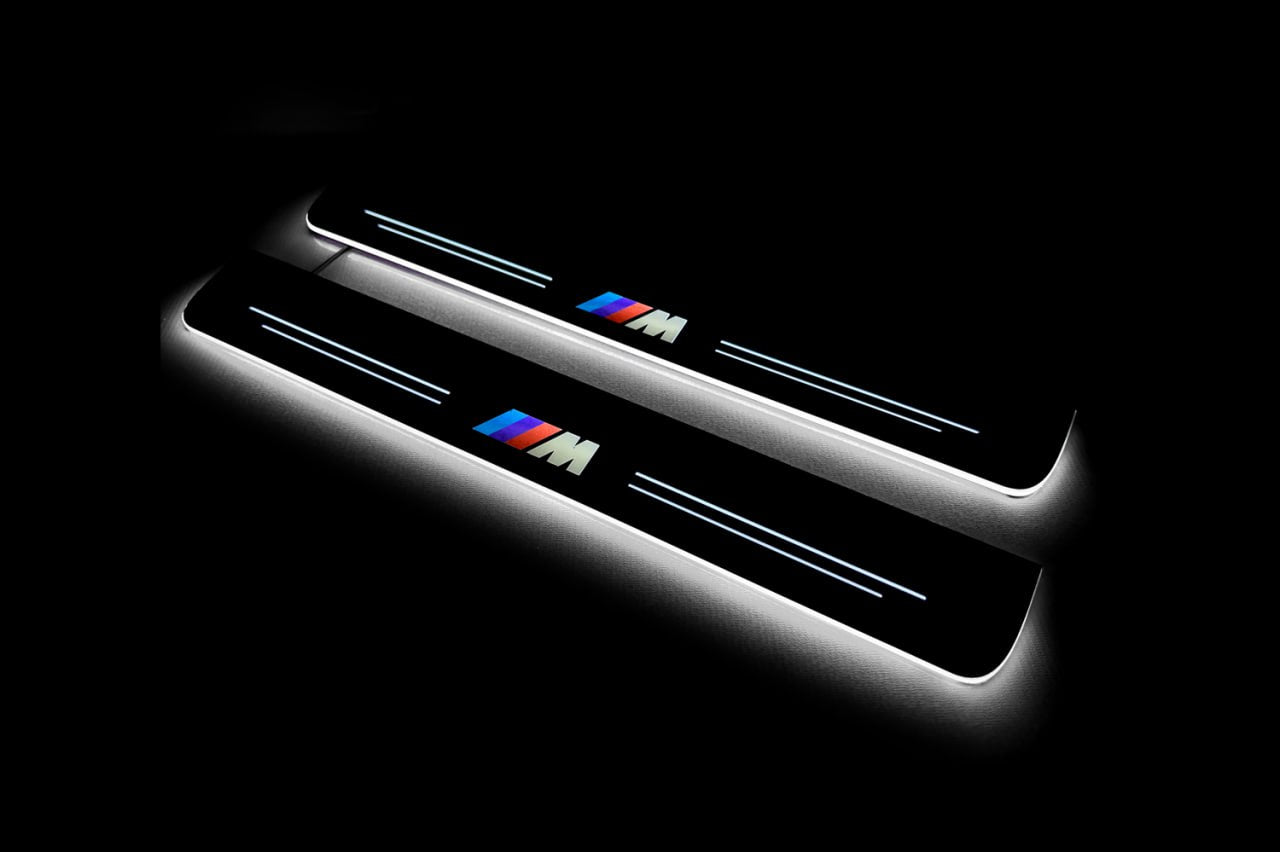 Illuminated LED Door Sill Tread Plates BMW 5 G60 2023+ With M Logo BMW Led Door Sills opdesign