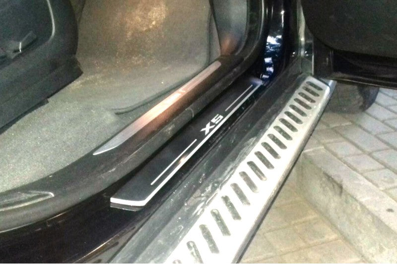 Illuminated LED Door Sill Tread Plates BMW X5 F15 2013-2018 With X5 Logo BMW Led Door Sills opdesign