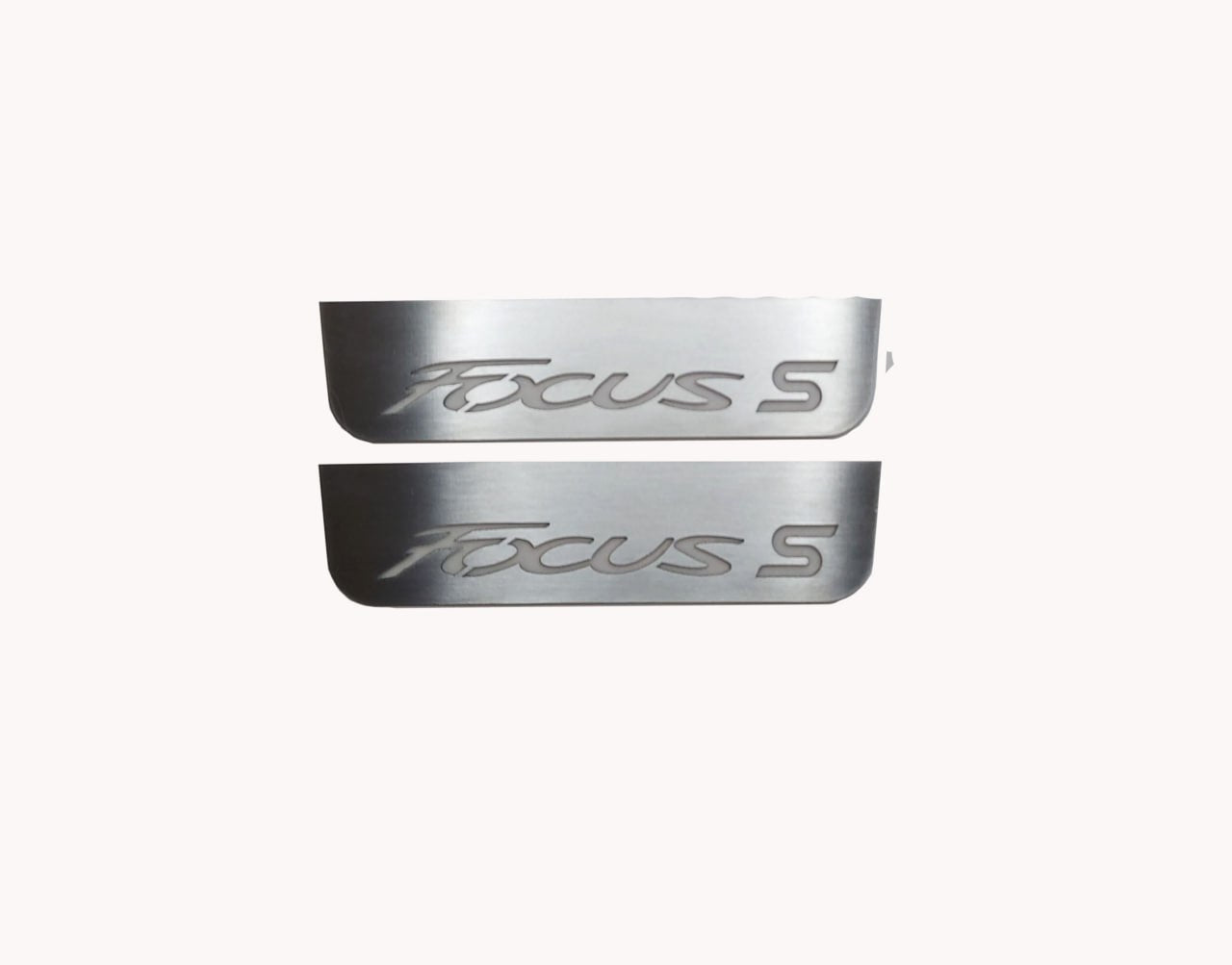 Ford Focus III 2011+ stainless steel illuminated entry guards with Focus S logo