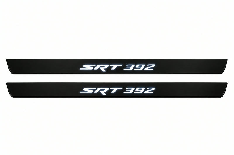 Catalogue illustration of two front black Matte PRO LED door sill plates with illuminated SRT 392 lettering for Dodge Challenger Coupe LC; dimensions are selected during manufacture.