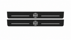 Catalogue illustration showing 2 black Matte PRO LED door sill plates with white Bullitt Target Lines lettering for Ford Mustang V S197; dimensions are selected during manufacture.
